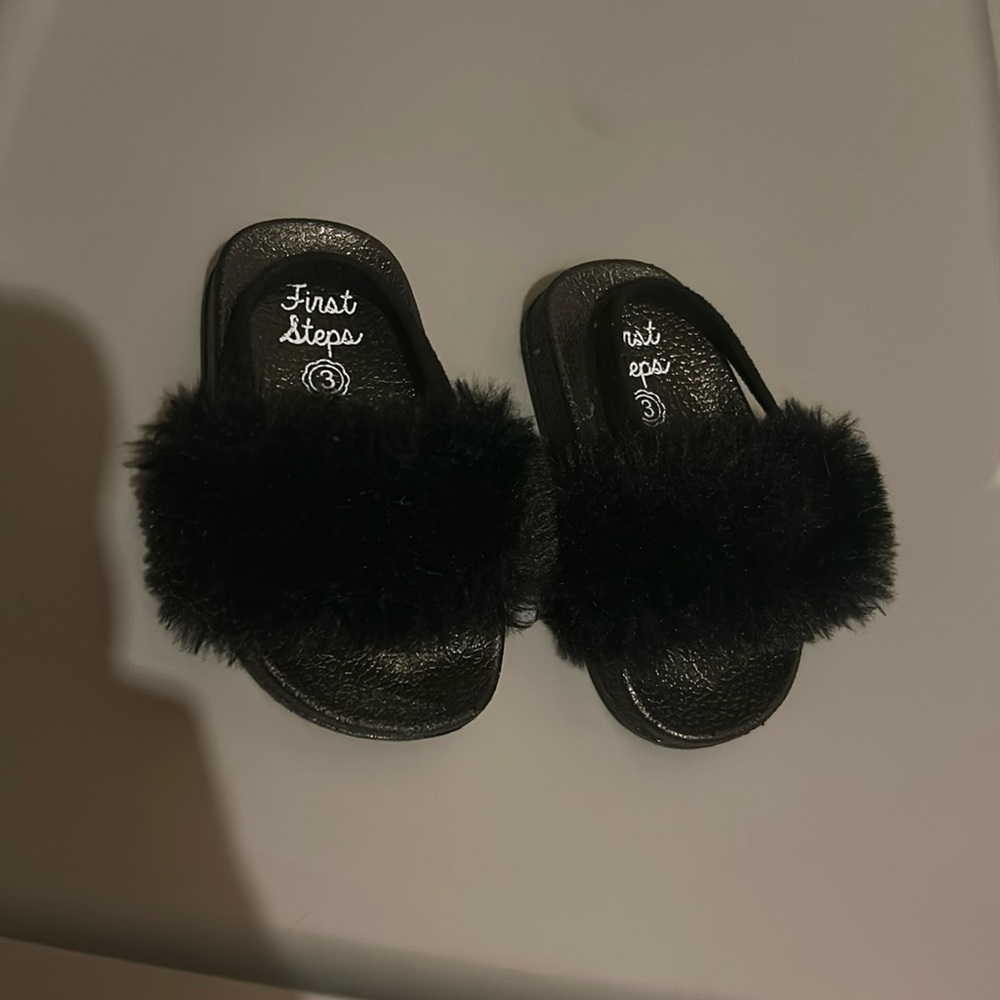 Baby girl sandals size 3